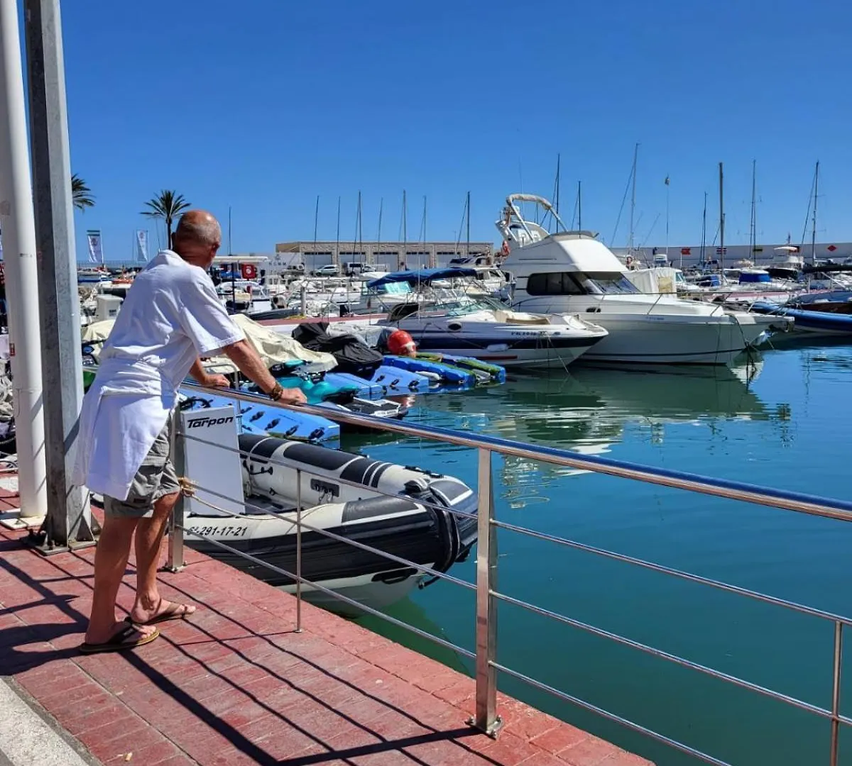 Matchroom Country Club Perla Roja 1 Malaga 0*,