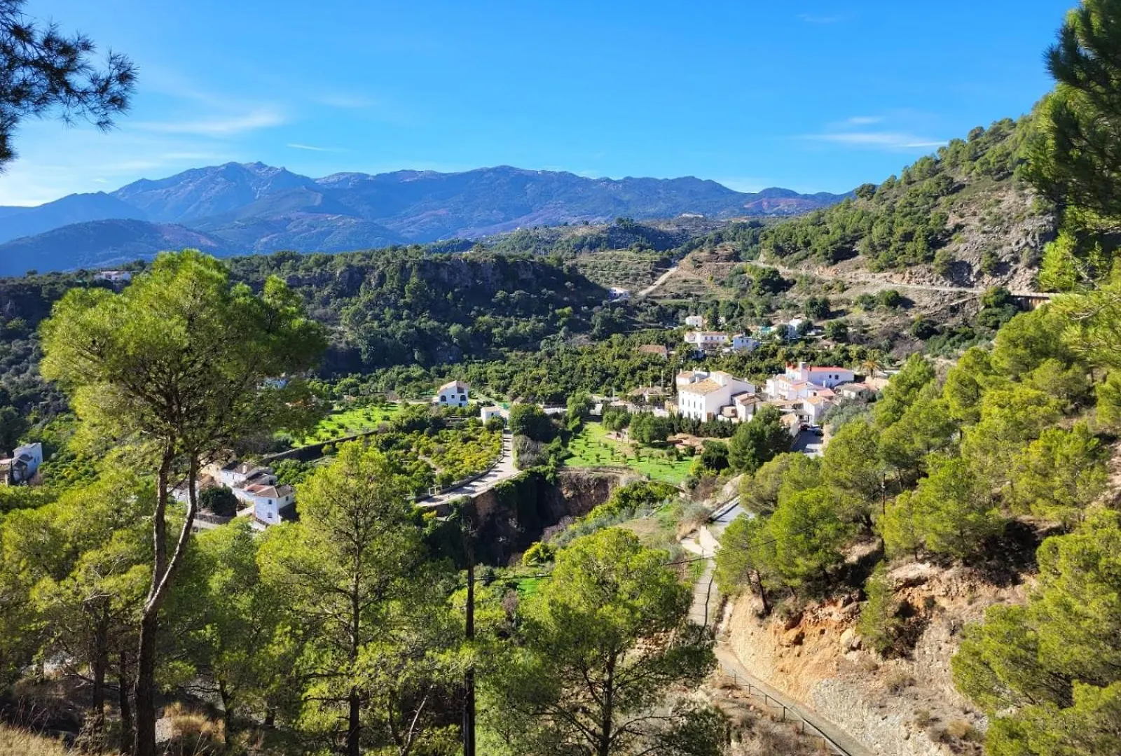 Matchroom Country Club Perla Roja 1 Malaga 0*,