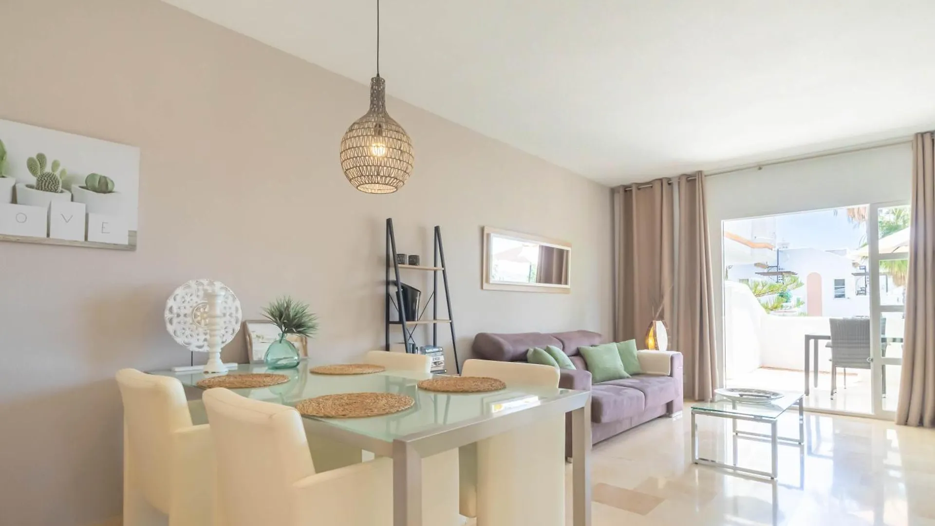 Matchroom Country Club Perla Roja 1 Malaga Apartment